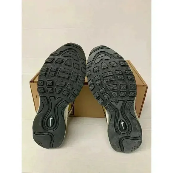 -381 Nike Women's Air Max 97 shoes, Twine/Metallic Gold/Off Noir/W, 7.5