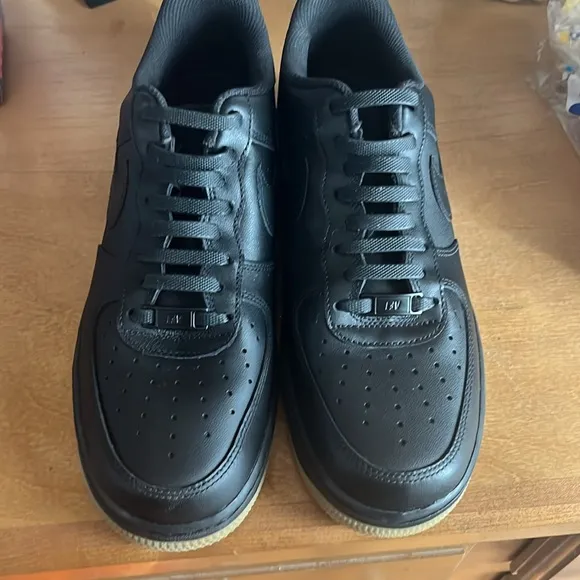 - Brand New Mens Air Force 1 Low 07