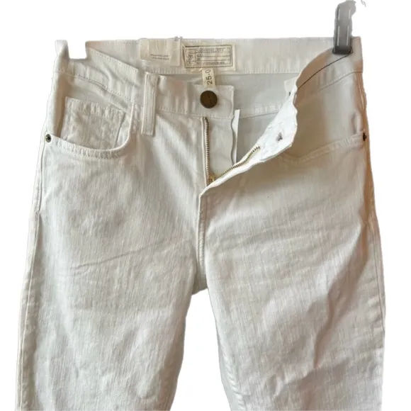 🧸🆕 Current Elliott “The Kick Jean” Mid-rise White Jeans Size 0/25
