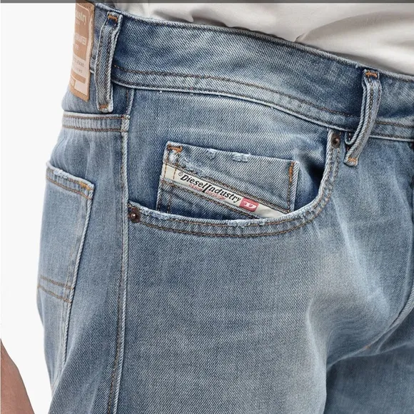 🔥 DIESEL BUSTER-X JEANS | 34x32 | Light Wash | Distressed Designer Denim