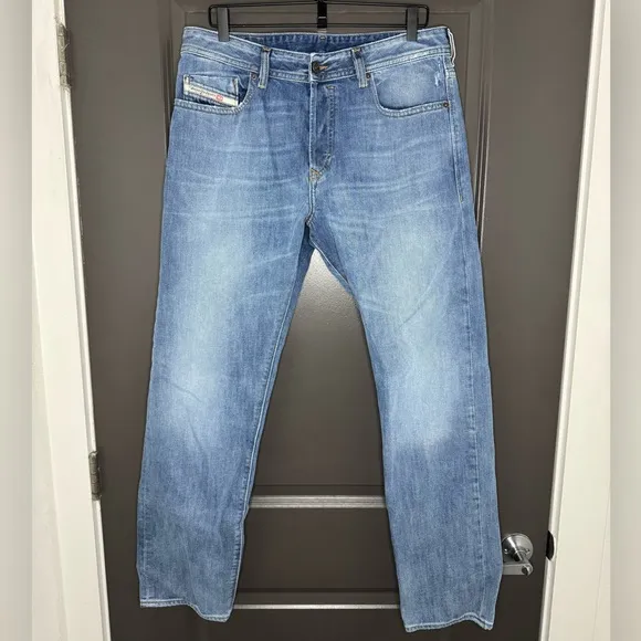 🔥 DIESEL BUSTER-X JEANS | 34x32 | Light Wash | Distressed Designer Denim