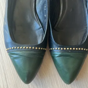 *** RARE Vintage Allure Two-Tone Navy/Green Toe Flats-Size 9N