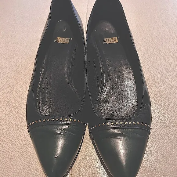 *** RARE Vintage Allure Two-Tone Navy/Green Toe Flats-Size 9N