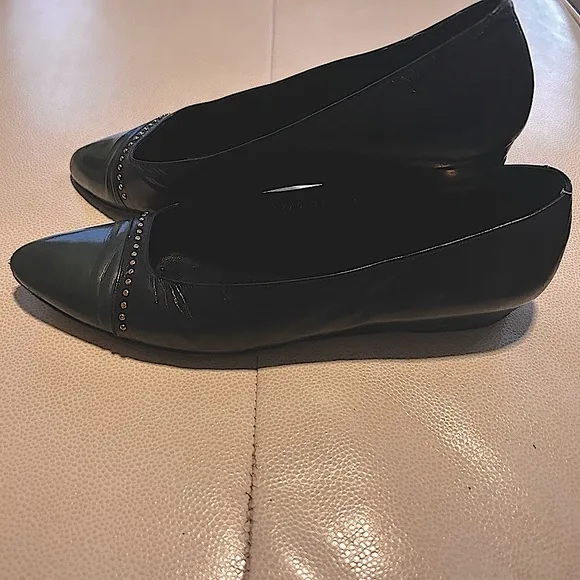 *** RARE Vintage Allure Two-Tone Navy/Green Toe Flats-Size 9N