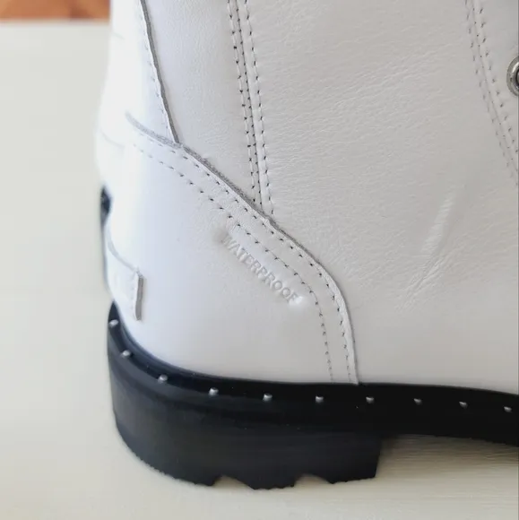 🆕️ Sorel Lennox Lace Leather Ankle Boots in White