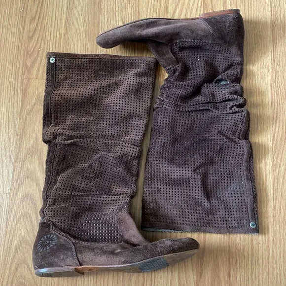 ❤️ UGG Slouchy Fleece Brown Boots Size 9