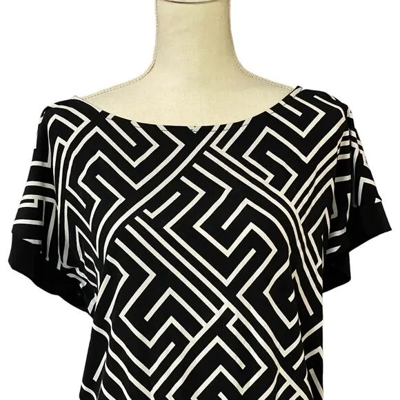 100. White House Black Market Zig-Zag Printed Geometric Dress Size Medium