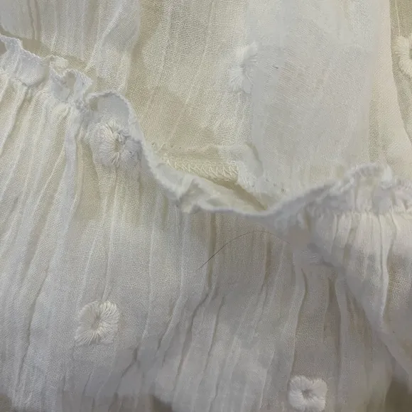 14) LOVE STITCH IVORY CREAM EMBROIDERED FLUTTER SLEEVE MAXI DRESS SIZE SMALL