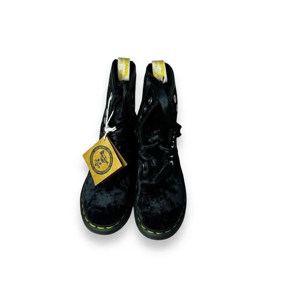 $170 Dr. Martens Women's 1460 Vegan Crushed Velvet Boots Size 5