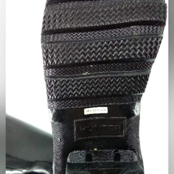 $185 Hunter Wellies Tall Black Gloss Rain Boots Buckles 8