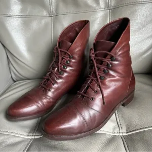 1990’ Vintage Nine West Brown Boots Genuine Leather Lace Up Sz 8.5 - 9 Flat Soft