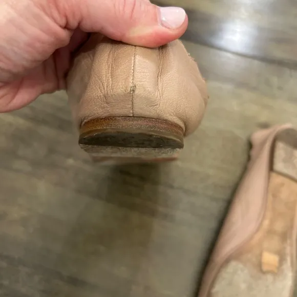 9.5 /39.5 Chloe Lauren Leather Ballerina Flat -Natural/Light Tan
