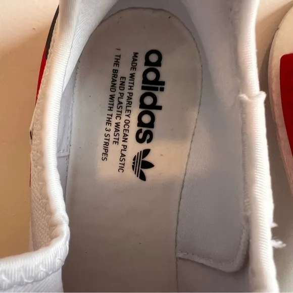 Adidas NMD_R1 Men's Shoe Size 10.5 SKU#243522