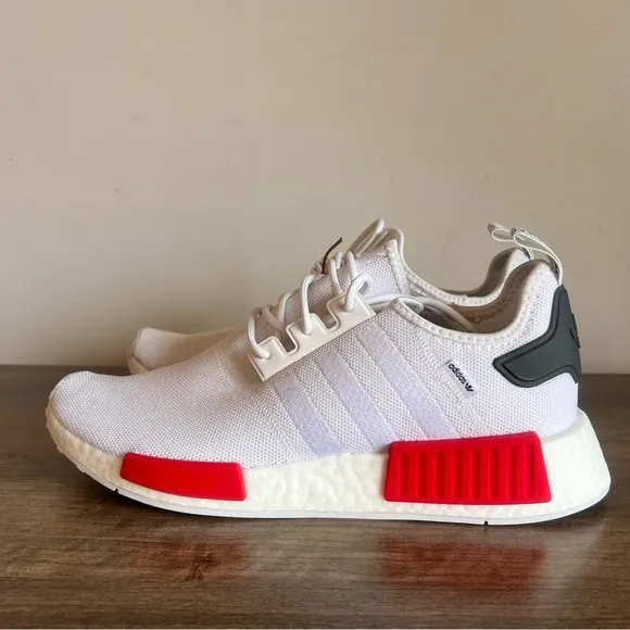 Adidas NMD_R1 Men's Shoe Size 10.5 SKU#243522
