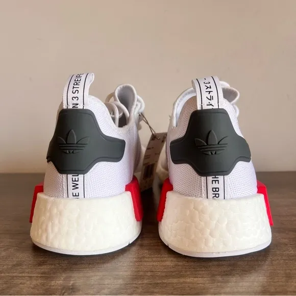 Adidas NMD_R1 Men's Shoe Size 10.5 SKU#243522