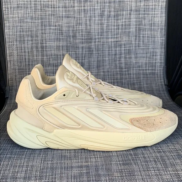 adidas Originals Ozelia Running Sneakers Men’s Shoes size 13