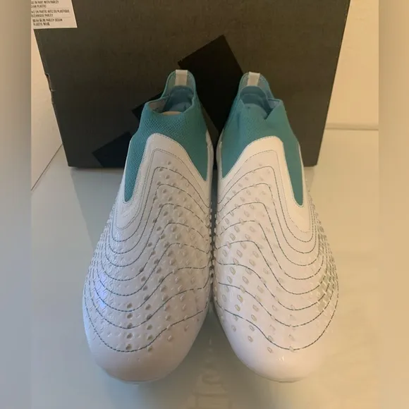 Adidas‎ PREDATOR ACCURACY  FG FZ6276  White/Gray Two/Pre-Loved Blue size 7 men’s