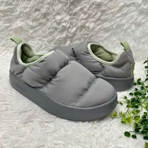 adidas Puffylette Mens Shoes in Charcoal Solid Grey/Linen Green sz 6 NEW