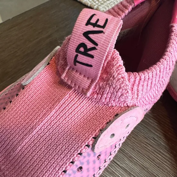 Adidas Trae Young 2.0 Basketball Shoes Knit Mid Pink Trap House Athletic Mens 10