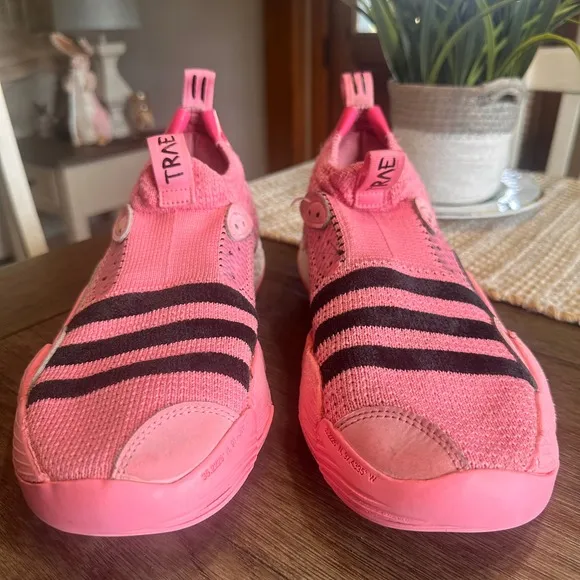 Adidas Trae Young 2.0 Basketball Shoes Knit Mid Pink Trap House Athletic Mens 10