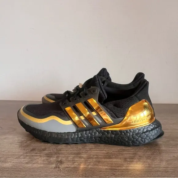 ADIDAS UltraBoost MTL Metallic Gold Shoe Size 5 or 6 #336