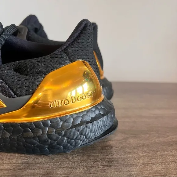 ADIDAS UltraBoost MTL Metallic Gold Shoe Size 5 or 6 #336