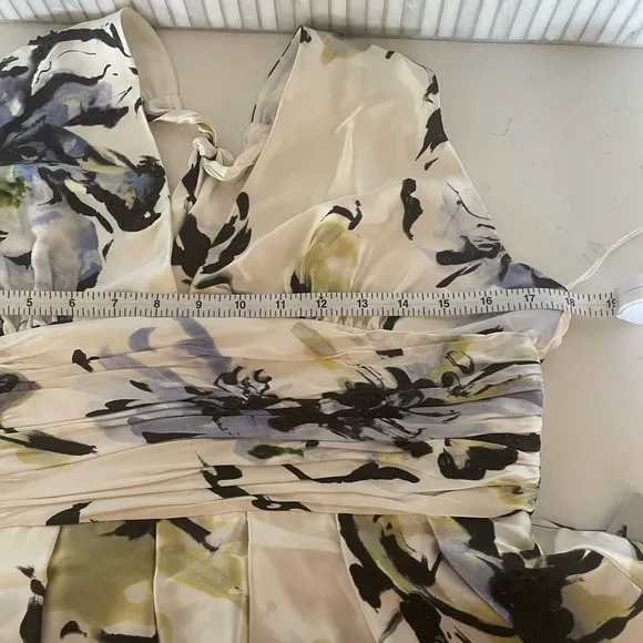 Adrianna Papell Occasions Silk Floral Halter V-Neck Dress, NWT, Size 14‎