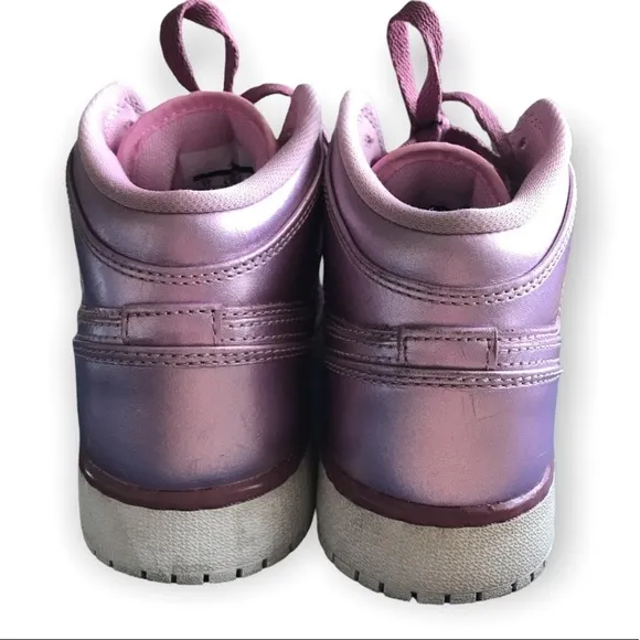 Air Jordan 1 Mid SE GS pink rose shoes