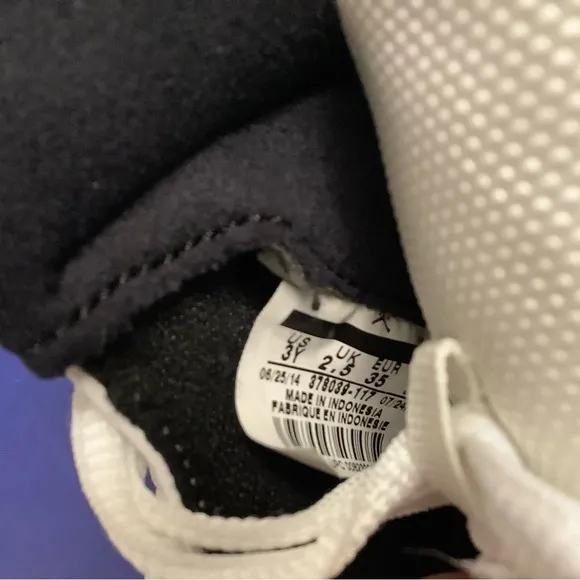 Air Jordan 11 Legend Blue Kids 3y