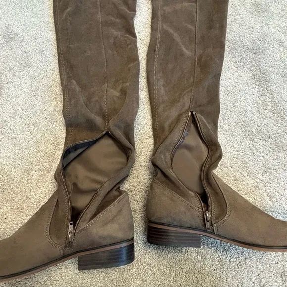 Aldo chocolate brown faux suede knee-high over the knee flat heeled boots Sz 9