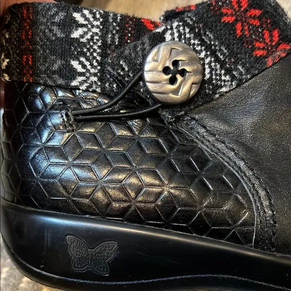 Alegria Black Leather Ankle Boots with printed accent size 39/US 9-9.5