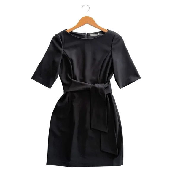 ALICE   OLIVIA | NWT Virgil Mini Wrap Dress in Black (LBD), Size 6
