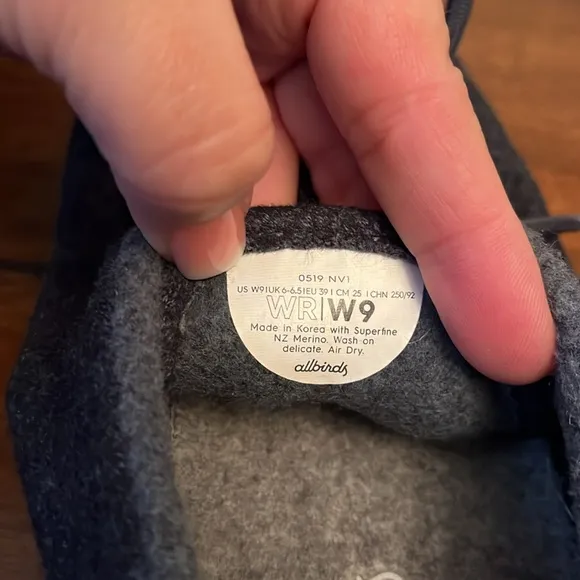 Allbirds Wool Runner Mizzle Navy Blue - size W9/UK 6-6.5/EU 39
