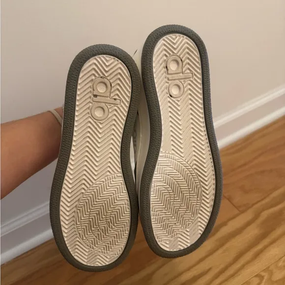 ALO Recovery Mode Sneakers - grey - like new