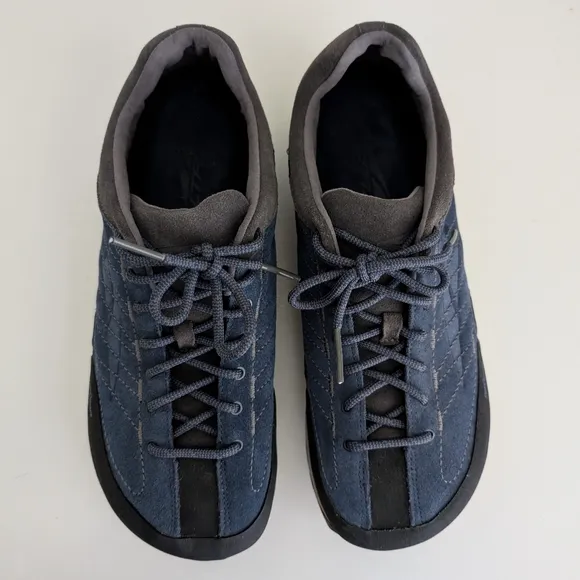 ALTRA Men's Grafton Trail Shoes Size 10.5 M Navy Gray Vibram MegaGrip Climbing