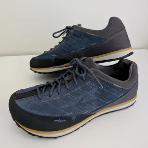 ALTRA Men's Grafton Trail Shoes Size 10.5 M Navy Gray Vibram MegaGrip Climbing