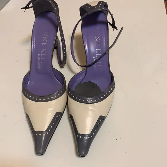 ANNE KLEIN LEATHER WINGTIP SPECTATOR HEELS PINUP LAVENDER &amp; WHITE SHOES SZ 6M
