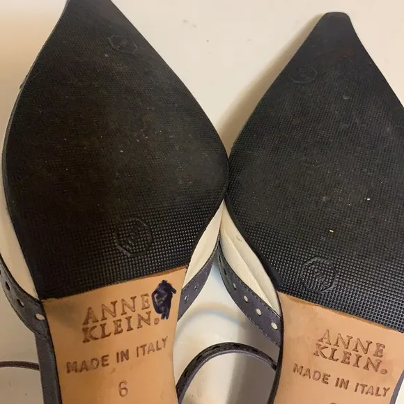 ANNE KLEIN LEATHER WINGTIP SPECTATOR HEELS PINUP LAVENDER &amp; WHITE SHOES SZ 6M