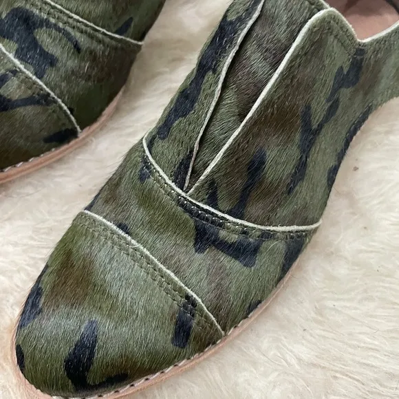 [Anthropologie] All Black Green Camo Calf Hair Leather Loafer Flat Shoes