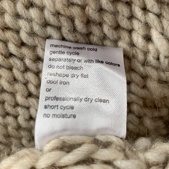 Anthropologie Elsamanda Chunky Soft Oatmeal Made in Italy Knit Sweater Size S