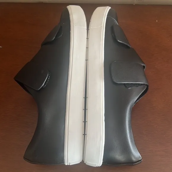 Anthropologie Silent D black no tie slip on shoes sneakers