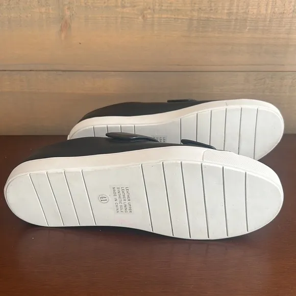 Anthropologie Silent D black no tie slip on shoes sneakers