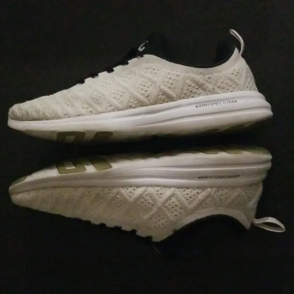 APL Techloom Phantom Running Shoes