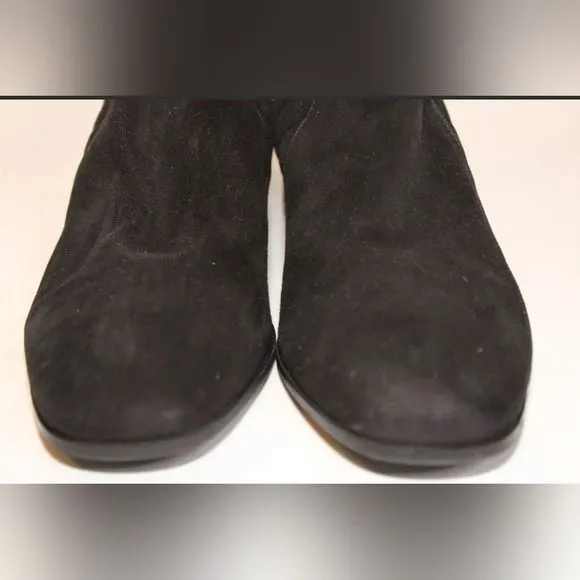 Aquatalia by Marvin K. 8.5 Suede Back Zip Chelsea Flat Ankle Boots