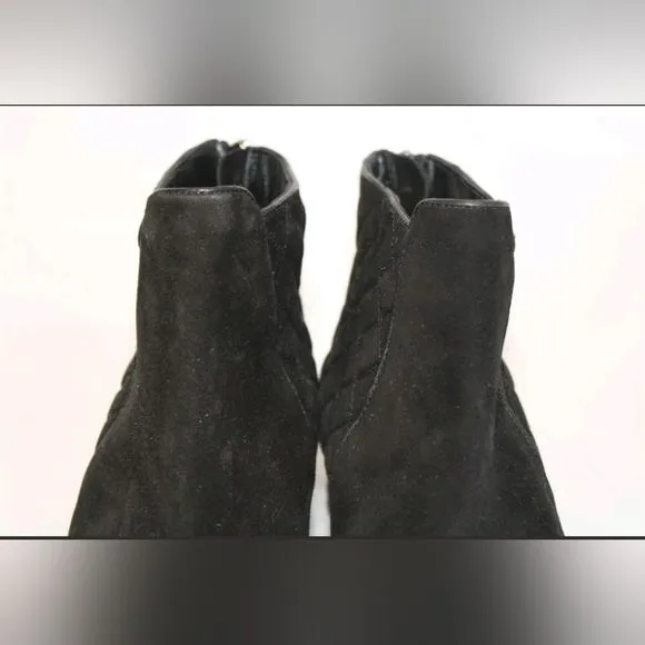 Aquatalia by Marvin K. 8.5 Suede Back Zip Chelsea Flat Ankle Boots