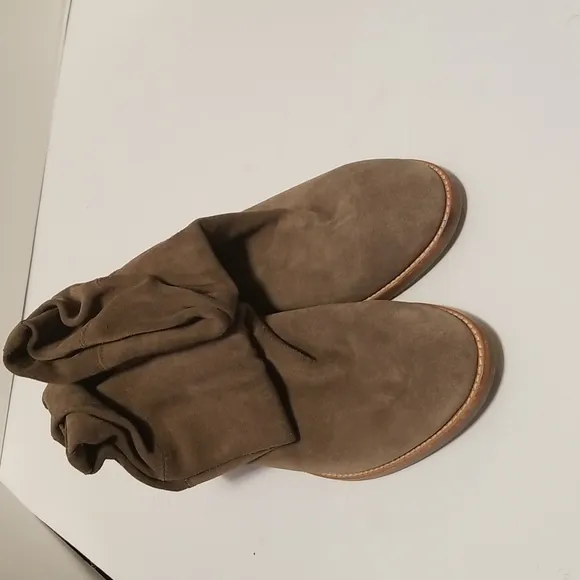 Aquatalia Caleigh Slouch Boots Hidden Platform Wedge Weatherproof Suede Flats Lo