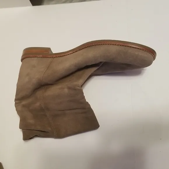 Aquatalia Caleigh Slouch Boots Hidden Platform Wedge Weatherproof Suede Flats Lo