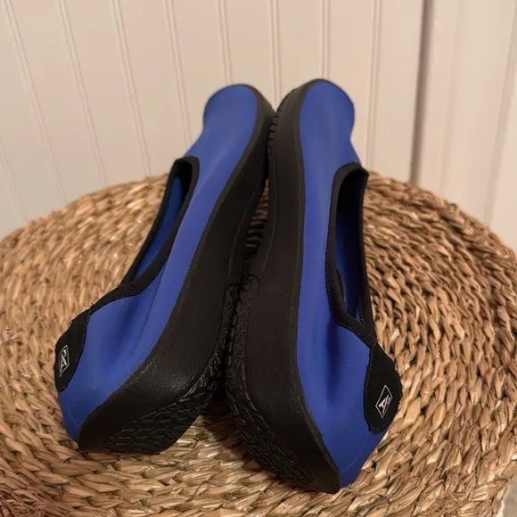 ARCOPEDICO Blue Women's Slip-on Shoes - 42 - Great Condition