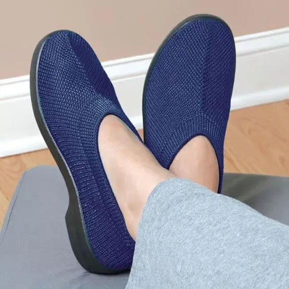 ARCOPEDICO Women’s Softs 01/1061 Knit Slip-Ons in the Size 42/ 10.5-11 US in Blk