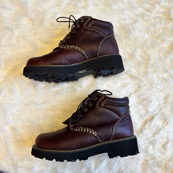 Ariat Canyon Women's Lace-Up Brown Leather Chukka Work Boot Women’s 6.5